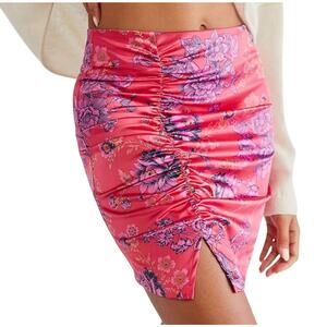 Free People Avas Pink Satin Floral Print Ruched Boho Mini Skirt Party Size 6